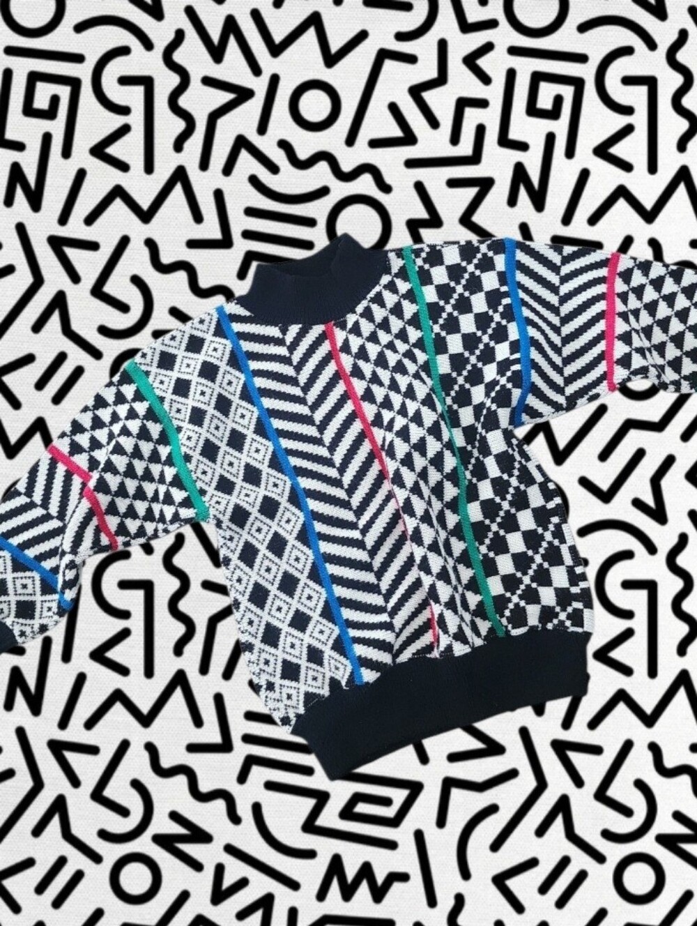 Geometric Patterned Knit Sweater in Black, White & Pink